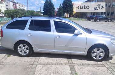 Универсал Skoda Octavia 2010 в Самборе