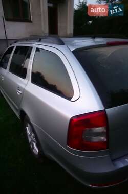 Универсал Skoda Octavia 2010 в 