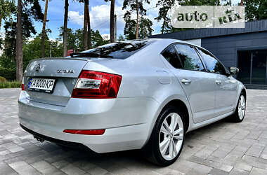Лифтбек Skoda Octavia 2013 в 