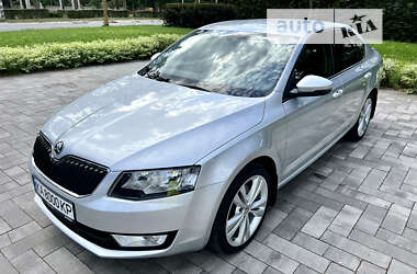 Лифтбек Skoda Octavia 2013 в 