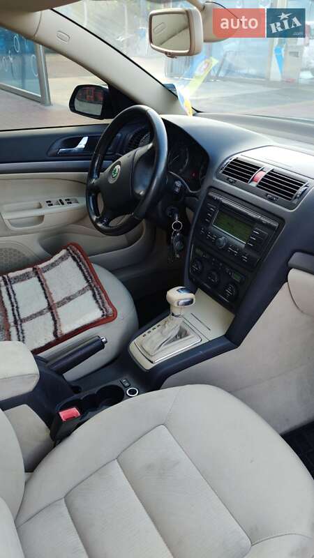 Универсал Skoda Octavia 2007 в Ровно