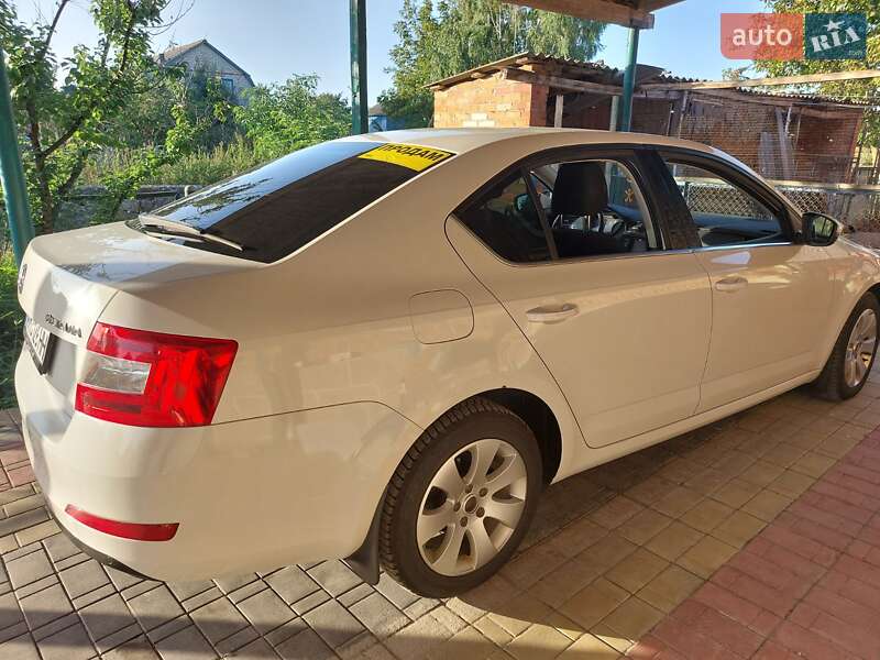 Ліфтбек Skoda Octavia 2013 в Романіву