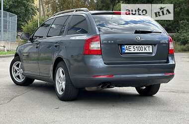 Универсал Skoda Octavia 2010 в 