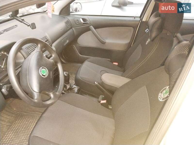 Универсал Skoda Octavia 2000 в Львове