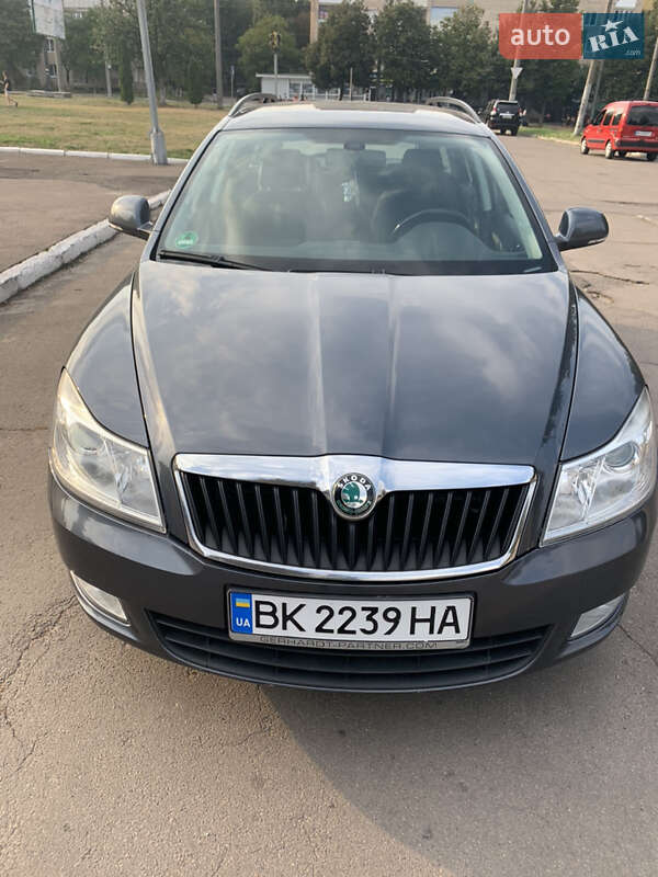 Универсал Skoda Octavia 2012 в 