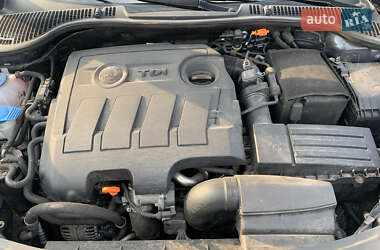 Универсал Skoda Octavia 2012 в 