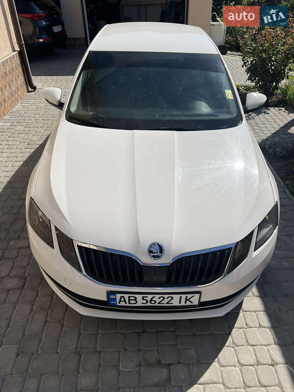 Лифтбек Skoda Octavia 2017 в Хмельнике