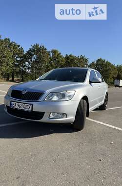 Лифтбек Skoda Octavia 2012 в 