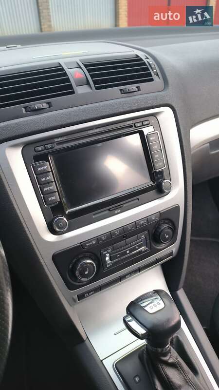 Універсал Skoda Octavia 2011 в Чернівцях