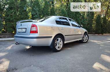 Ліфтбек Skoda Octavia 2010 в 
