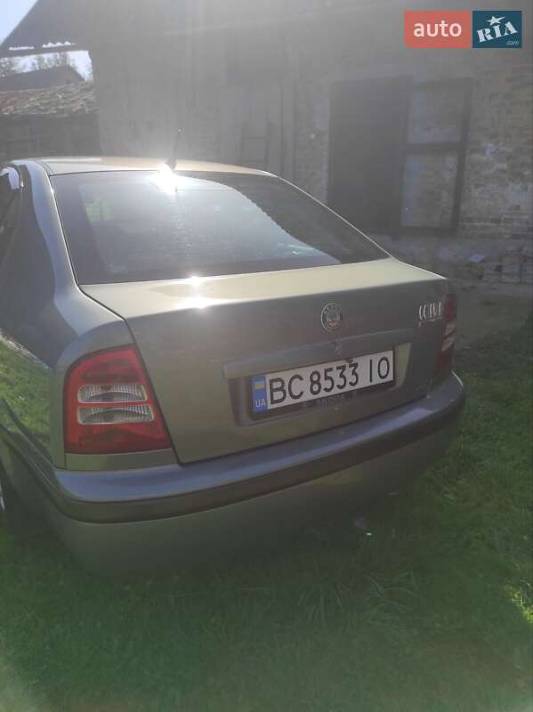 Ліфтбек Skoda Octavia 2001 в Мостиській