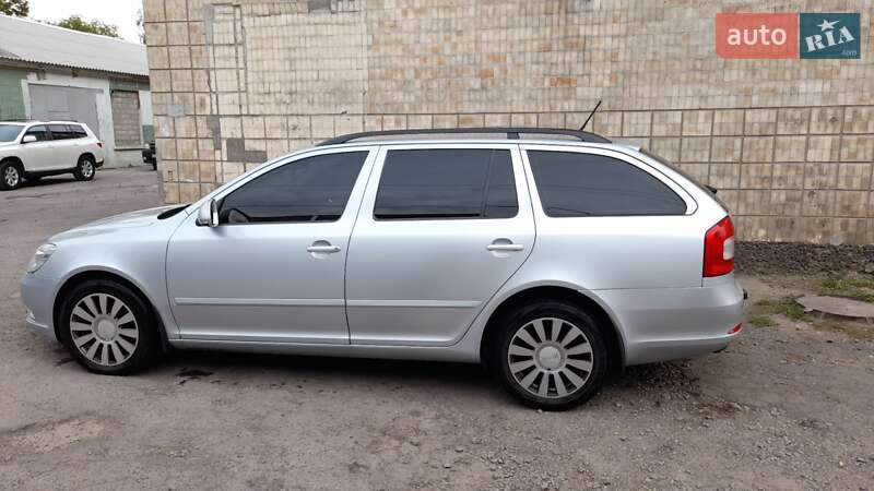 Универсал Skoda Octavia 2011 в Виннице