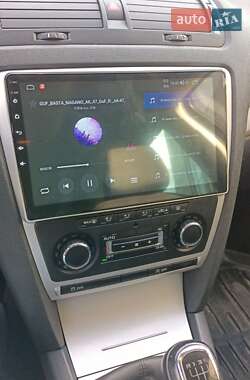 Универсал Skoda Octavia 2012 в 