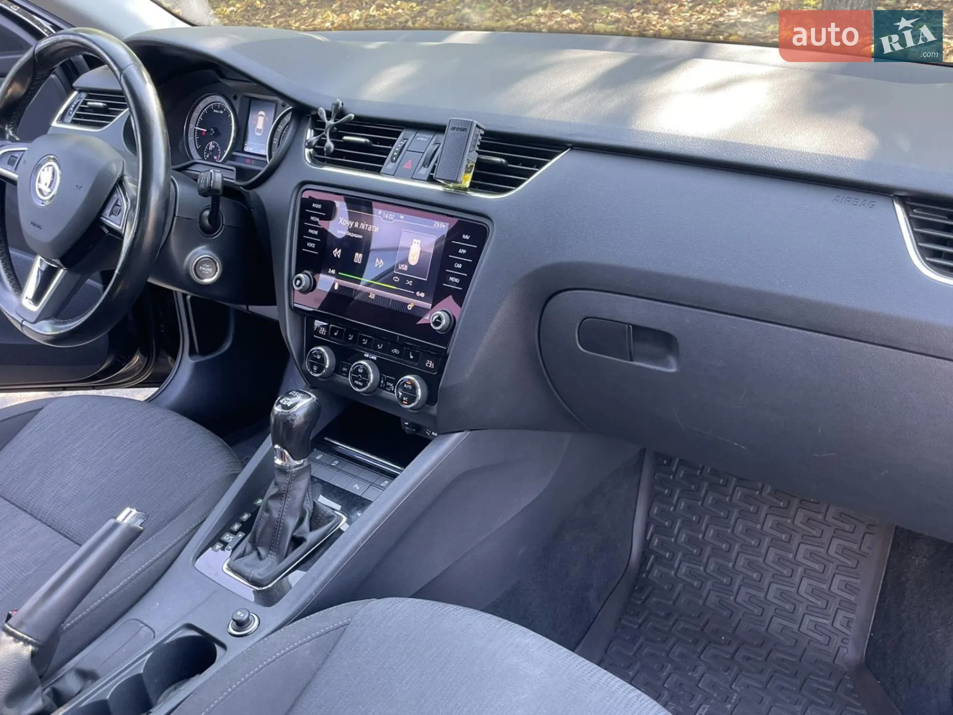 2017 Skoda Octavia - мініатюра 21