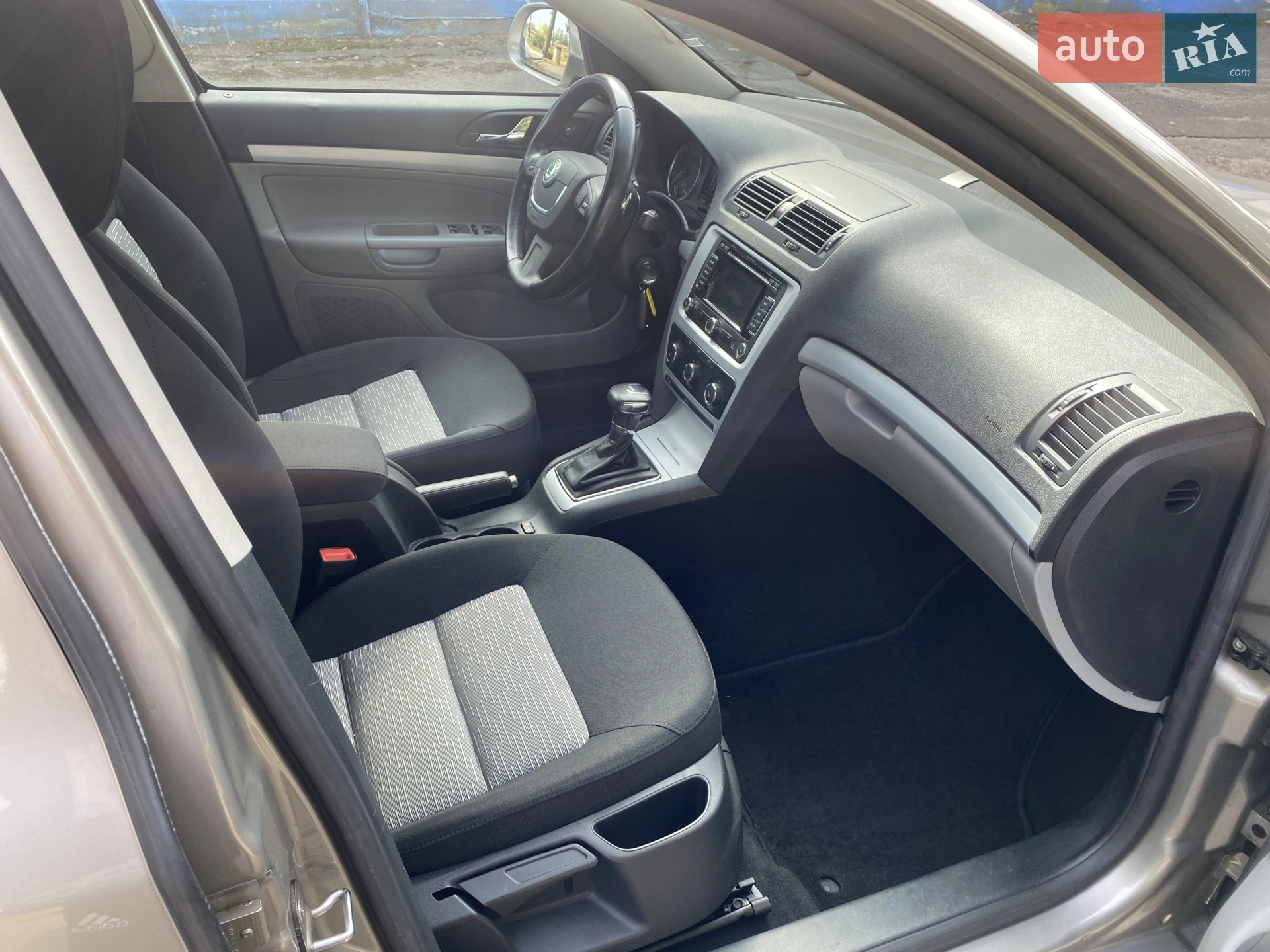 2011 Skoda Octavia - мініатюра 30