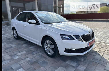 Ліфтбек Skoda Octavia 2019 в Тячеві