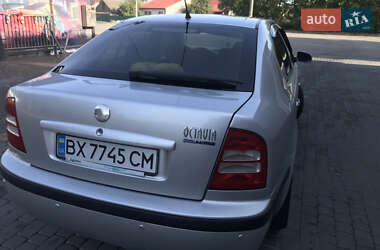 Лифтбек Skoda Octavia 2006 в Чемеровцах