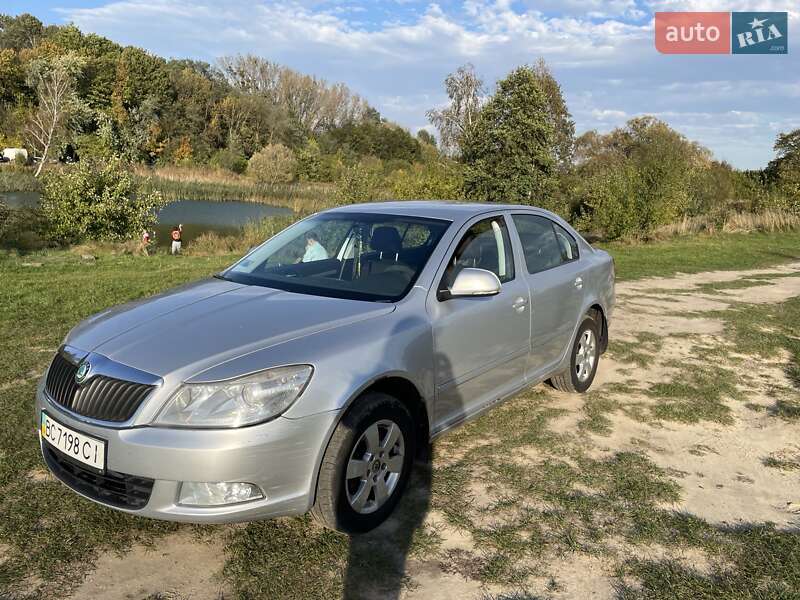 Лифтбек Skoda Octavia 2011 в Львове
