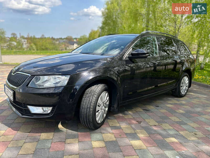 Універсал Skoda Octavia 2014 в Дрогобичі