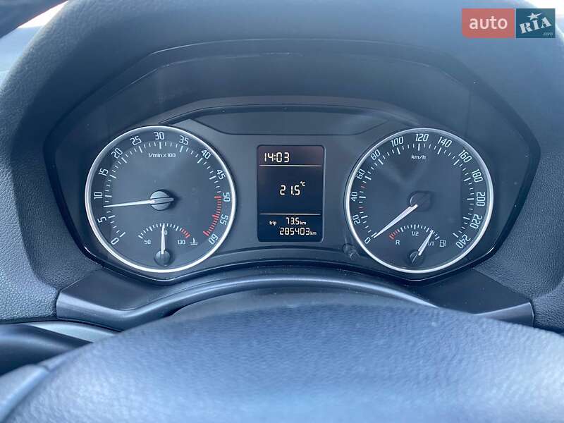 Універсал Skoda Octavia 2011 в Черкасах