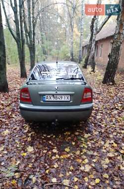 Лифтбек Skoda Octavia 2002 в Богодухове