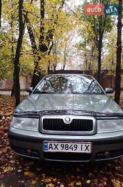 Лифтбек Skoda Octavia 2002 в Богодухове