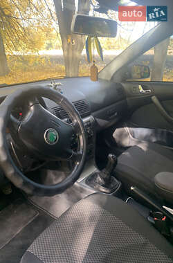 Лифтбек Skoda Octavia 2005 в 