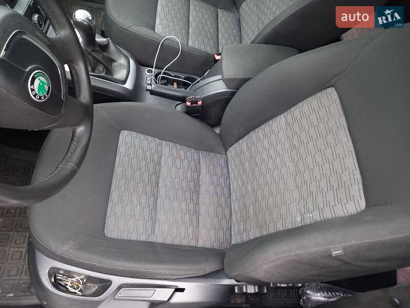 Универсал Skoda Octavia 2010 в Чернигове