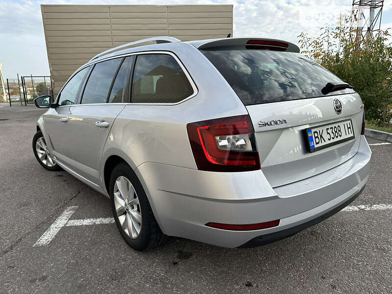Універсал Skoda Octavia 2017 в Рівному