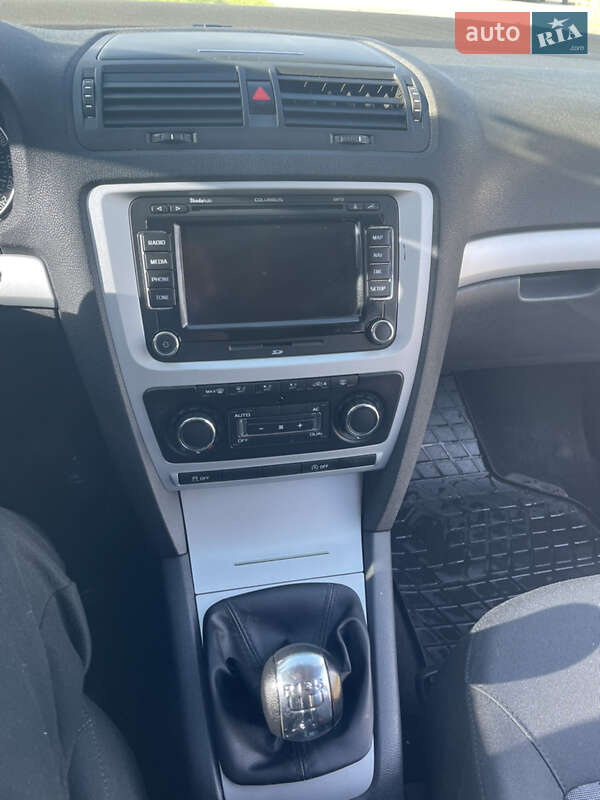 Универсал Skoda Octavia 2011 в Стрые