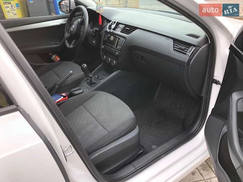 Лифтбек Skoda Octavia 2014 в Тячеве