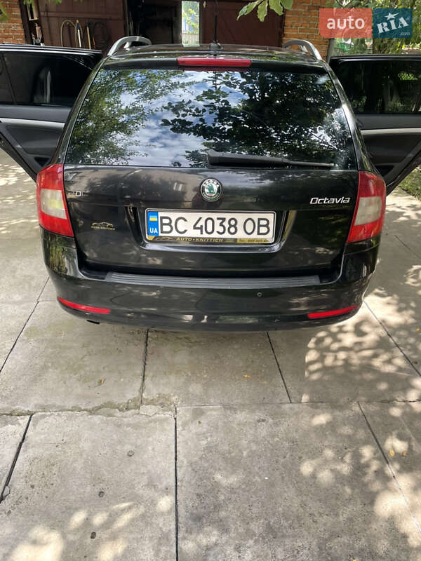 Универсал Skoda Octavia 2012 в Львове