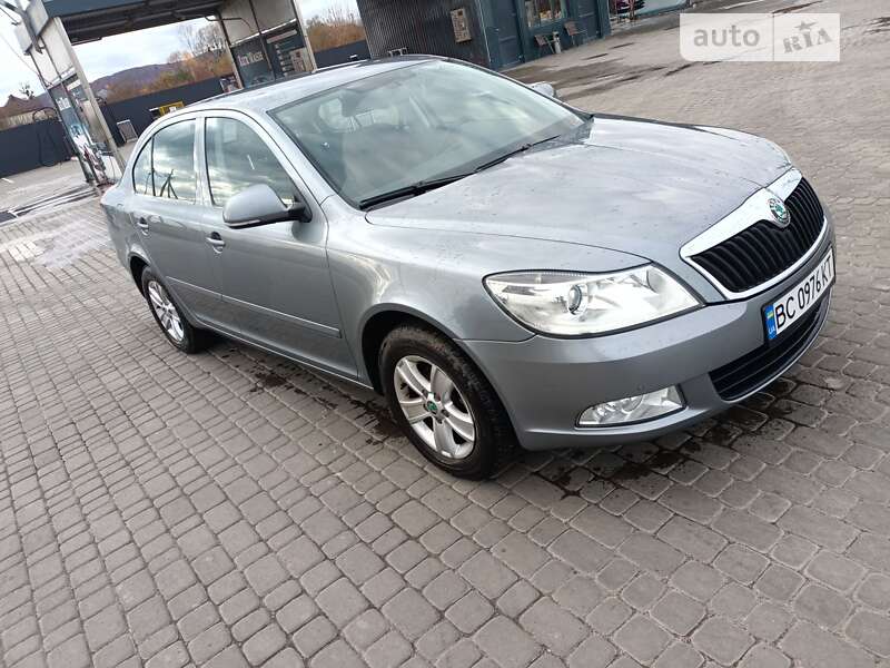 Лифтбек Skoda Octavia 2012 в Львове