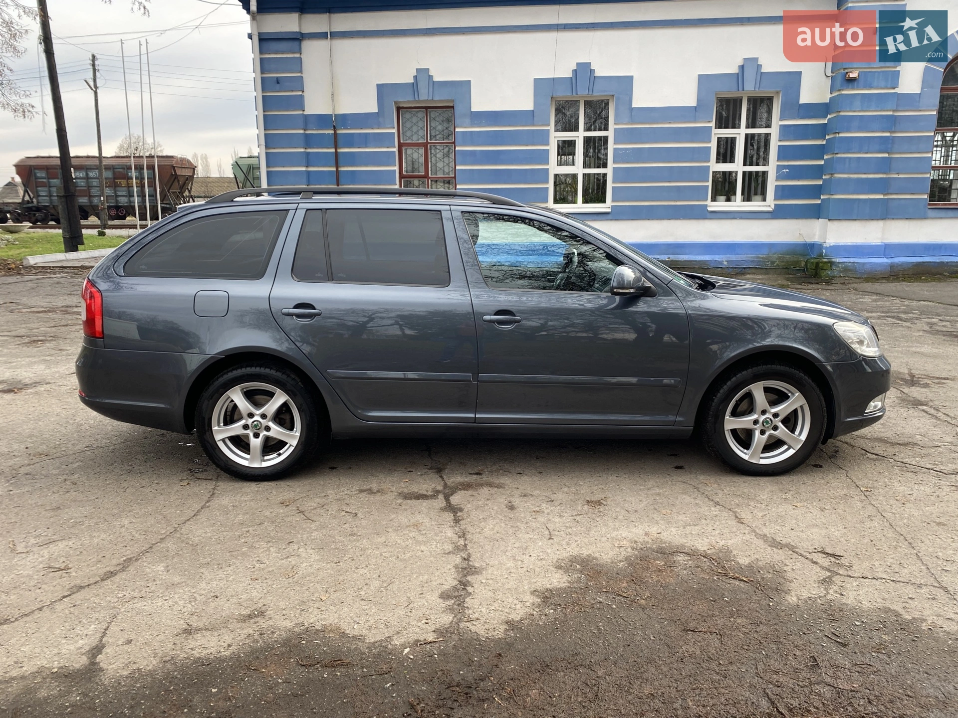 2010 Skoda Octavia - мініатюра 10