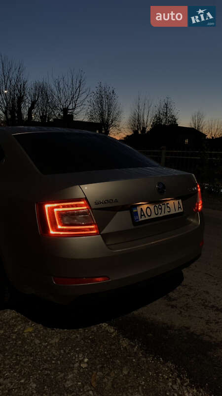 Лифтбек Skoda Octavia 2017 в Тернополе фото 3 Лифтбек Skoda Octavia 2017 в Тернополе