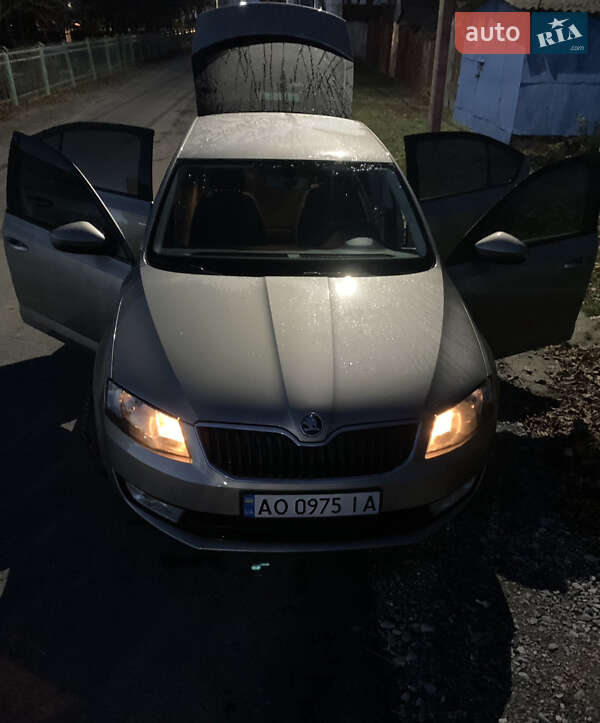 Лифтбек Skoda Octavia 2017 в Тернополе фото 2 Лифтбек Skoda Octavia 2017 в Тернополе