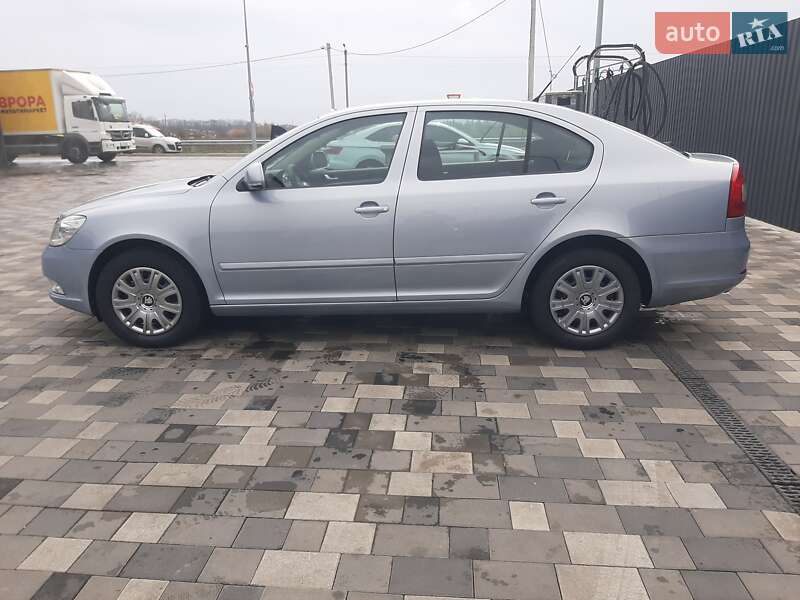 Лифтбек Skoda Octavia 2009 в Полтаве