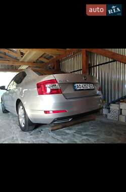 Лифтбек Skoda Octavia 2014 в 