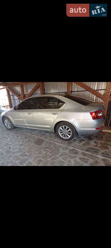 Лифтбек Skoda Octavia 2014 в Межгорье