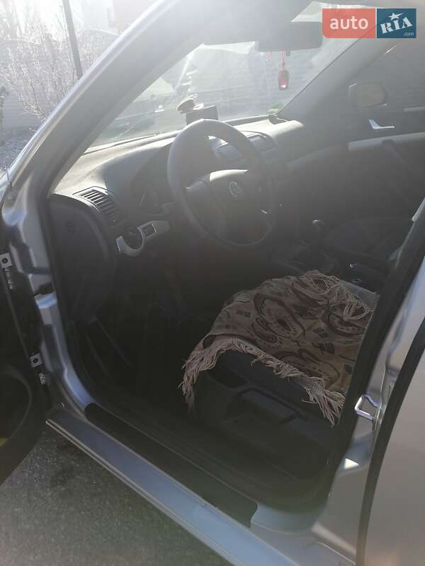 Универсал Skoda Octavia 2005 в Днепре