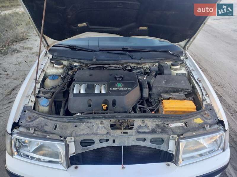 Ліфтбек Skoda Octavia 1999 в Мерефа