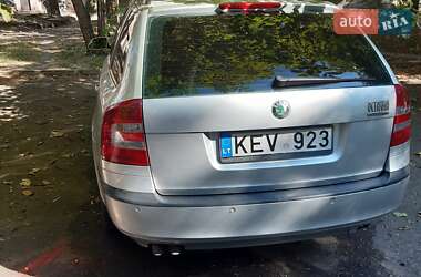 Універсал Skoda Octavia 2004 в 