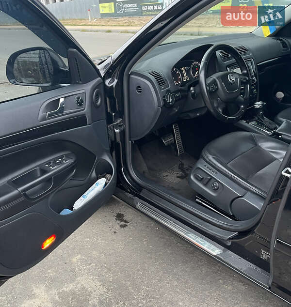 Універсал Skoda Octavia 2010 в Бучі