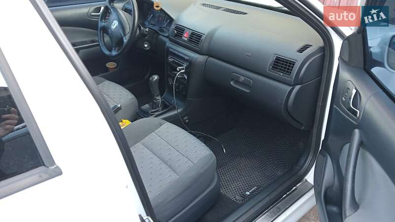 Лифтбек Skoda Octavia 2008 в Житомире фото 4 Лифтбек Skoda Octavia 2008 в Житомире