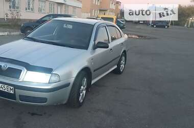 Лифтбек Skoda Octavia 2004 в Полтаве