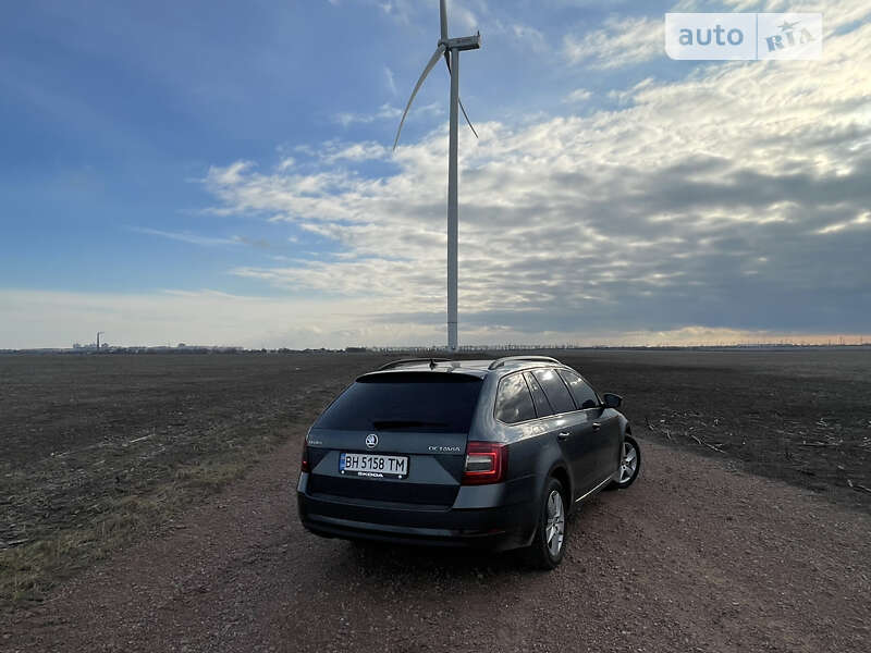 Універсал Skoda Octavia 2018 в Одесі