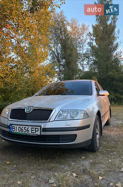 Лифтбек Skoda Octavia 2004 в Полтаве