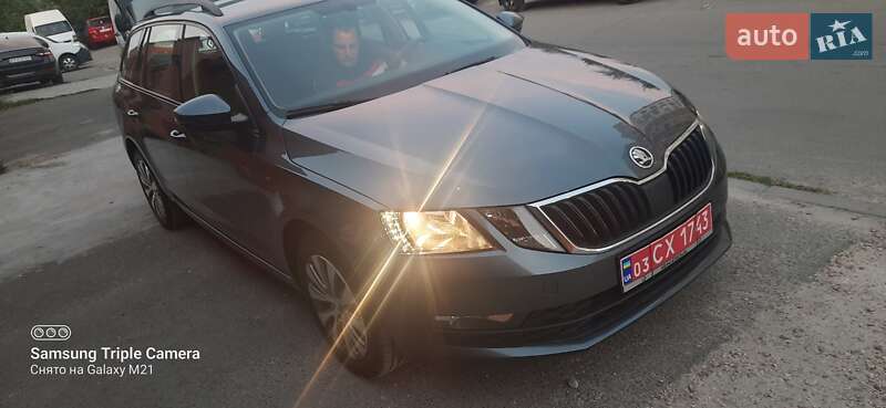 Универсал Skoda Octavia 2018 в Киеве