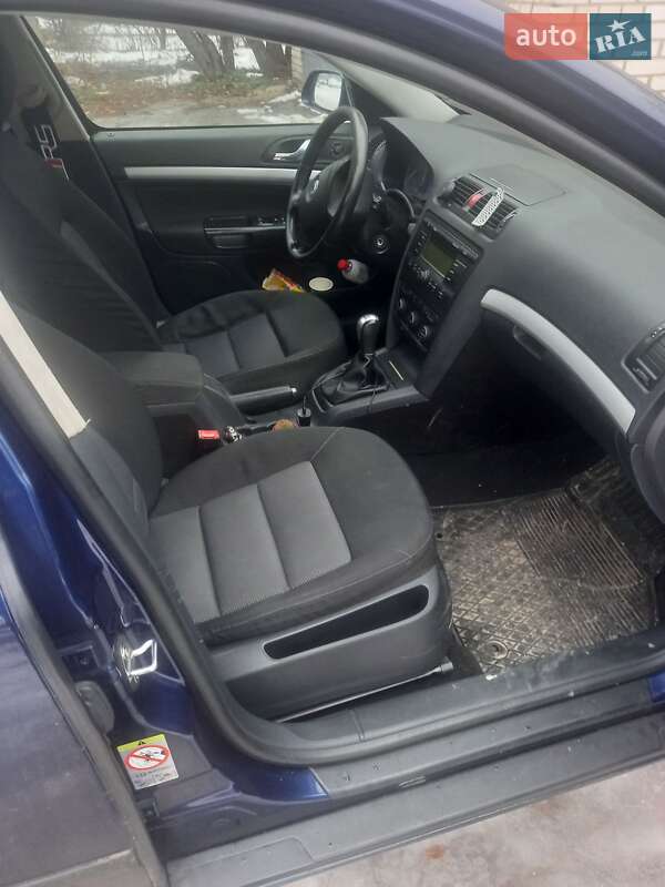 Лифтбек Skoda Octavia 2007 в Львове