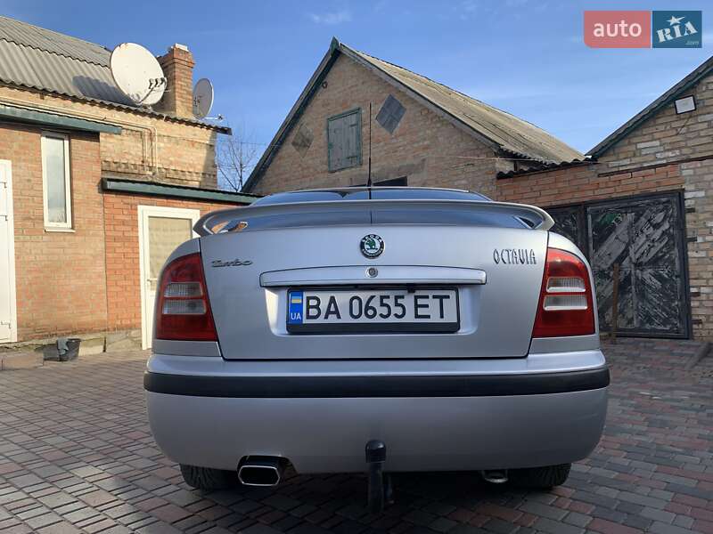 Лифтбек Skoda Octavia 2008 в Бобринце